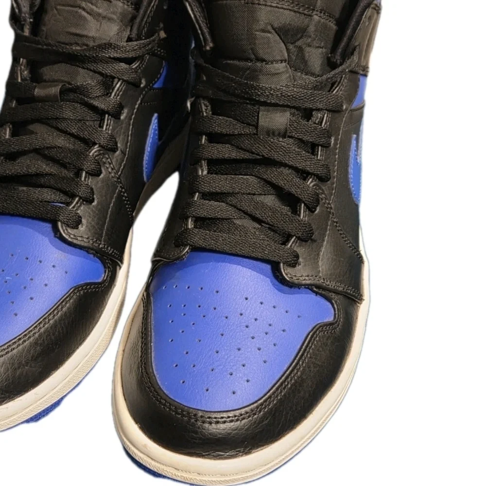 Jordan 1 Retro OG High Royal Men's US Size 10 (EUC) - Picture 4 of 15